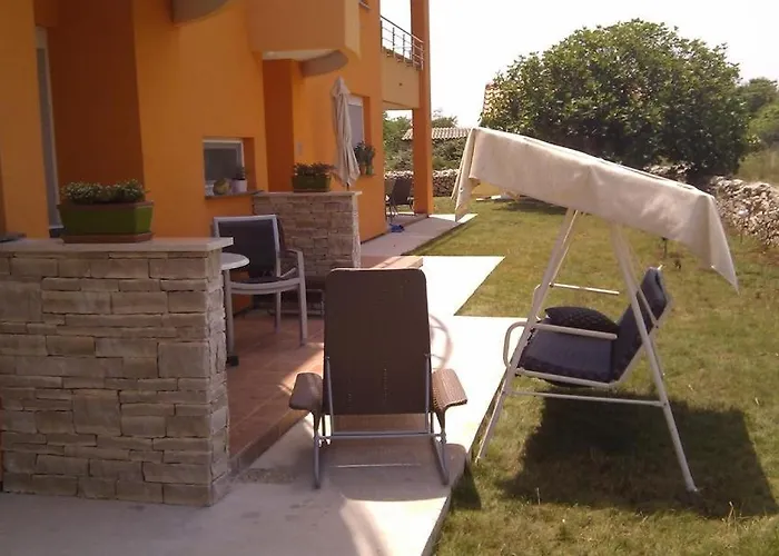 In Zadar With Balcony, Air Conditioning, Wifi, Washing Machine 3796-2 * Zaton (Zadar)