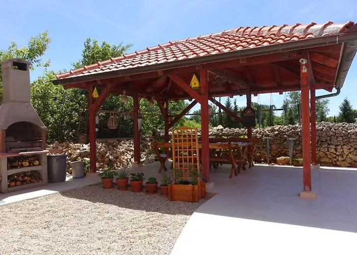 In Zadar With Balcony, Air Conditioning, Wifi, Washing Machine 3796-2 Apartman *